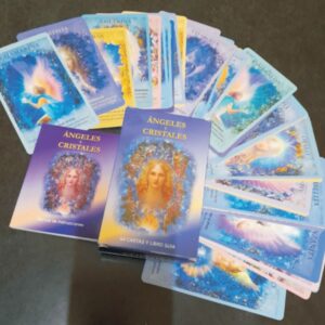 Ángeles y cristales